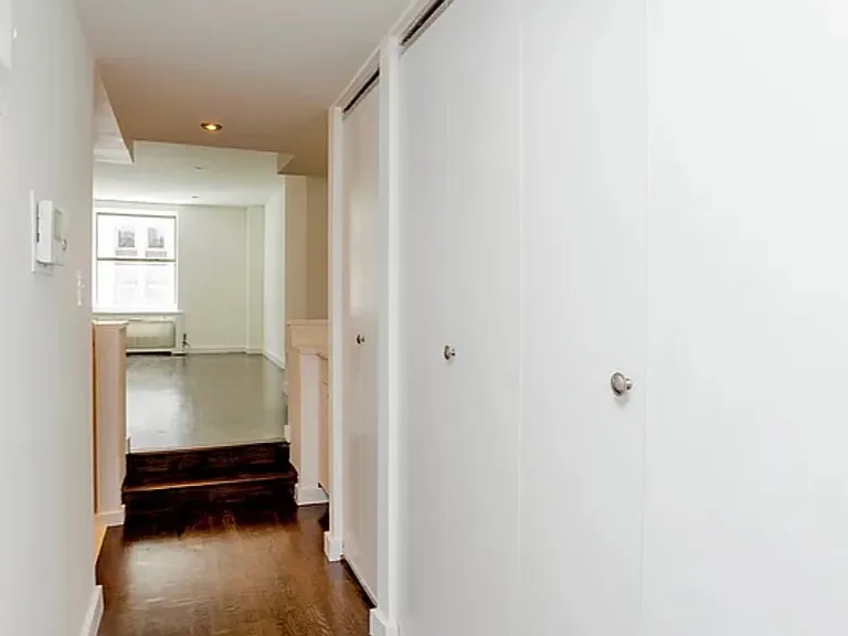 27 W 16th St #4H — Photo 3