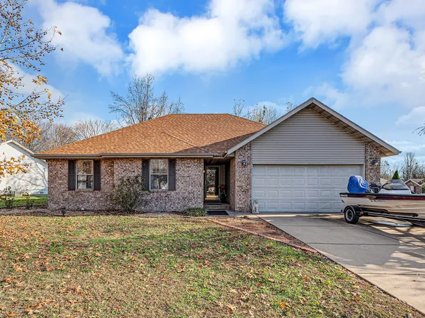 936 W Turnberry Boulevard, Ozark, MO 65721