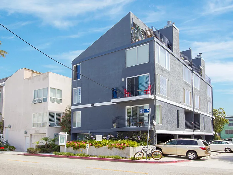 5218 Pacific Ave #C — Photo 14