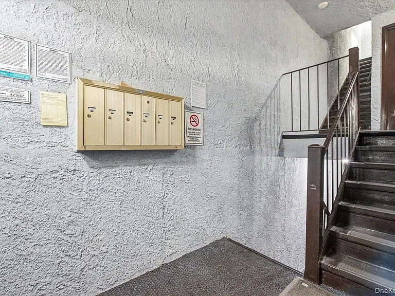 7806 153rd Ave #A — Photo 4