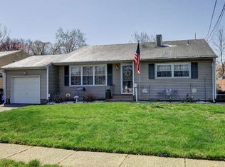 77 Westminster Rd, Colonia, NJ 07067