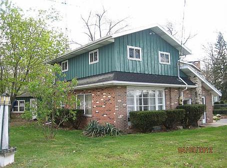 1st image of 2495 Oakwood Dr