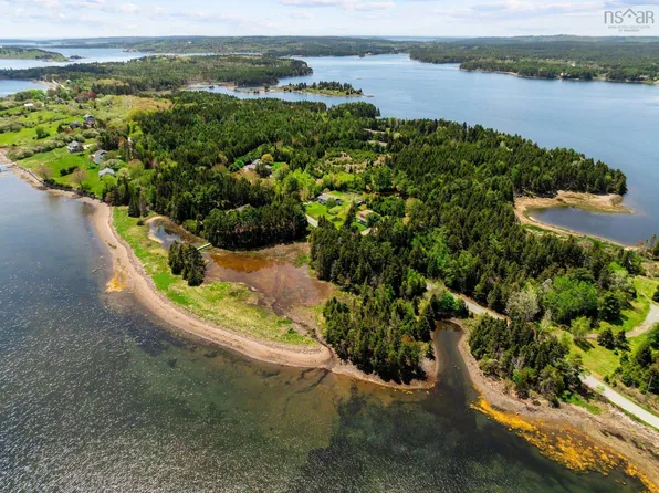 Corkums Island Rd, Lunenburg, NS B0J 2C0