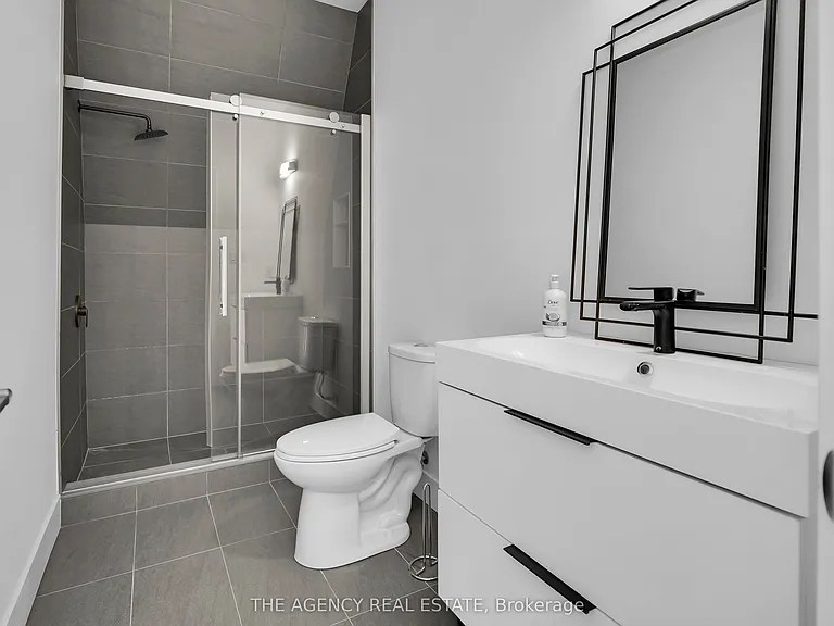 8464 Adams Ct — Photo 23