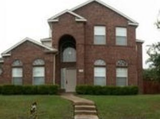 715 Garnet Dr, Mesquite, TX 75149
