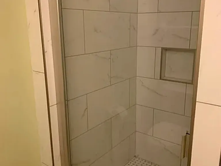 2905 Burch Ave #1 — Photo 22