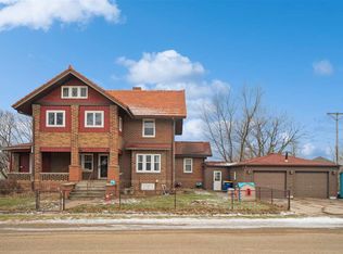 107 Ash Ave, Urbana, IA 52345