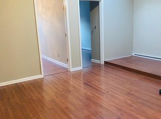 73-17 Metropolitan Ave #2R, Middle Village, NY 11379