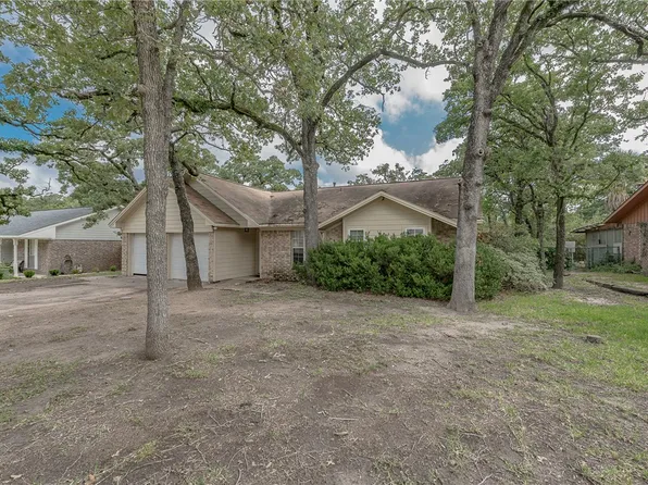 1111 Westover St, College Station, TX 77840