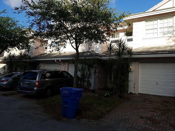 4th image of 3008 NW 30th Ter
