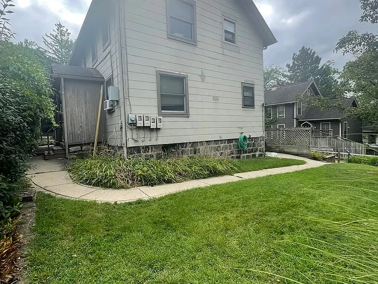 544 S 5th Ave — Photo 16