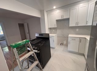 7134 Kissena Blvd #2, Flushing, NY 11367