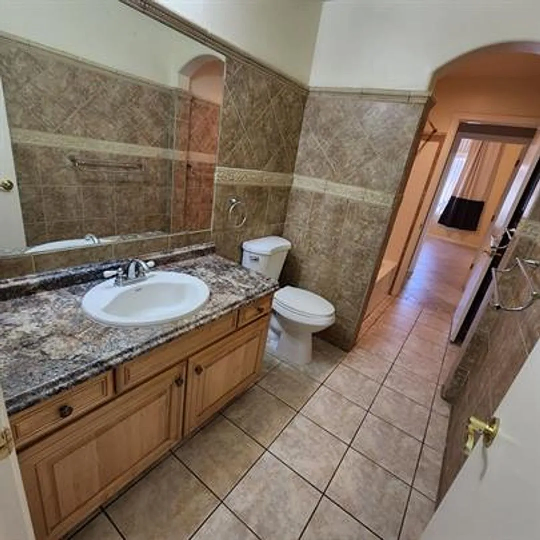 Great 4-Bedroom Home with 3-Car Garage and Large Backyard — Photo 3