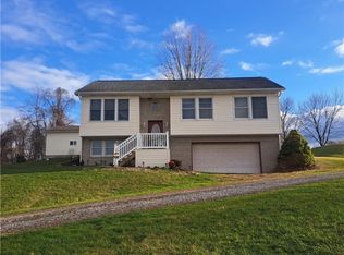 190 Hill Rd, Georgetown, PA 15043