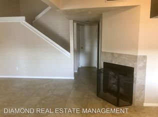 1 Rio Bravo Dr APT C, Bakersfield, CA 93309