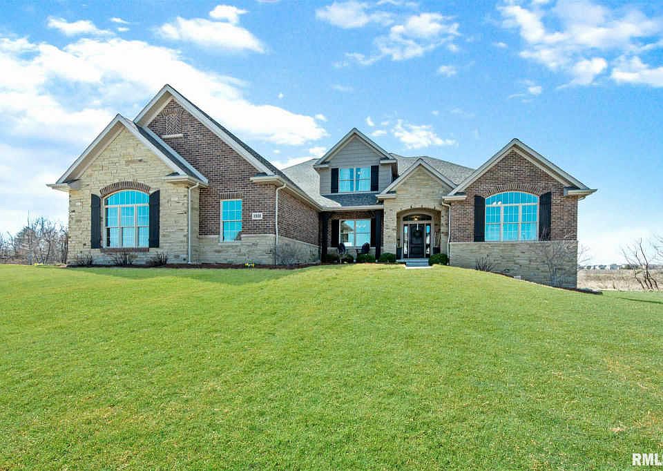1st image of 3308 W Pilgrims Way