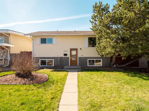1406 20th Ave N, Lethbridge, AB T1H 4W3