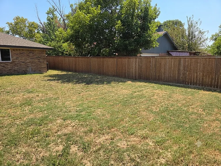 1130 Pyramid Dr — Photo 25