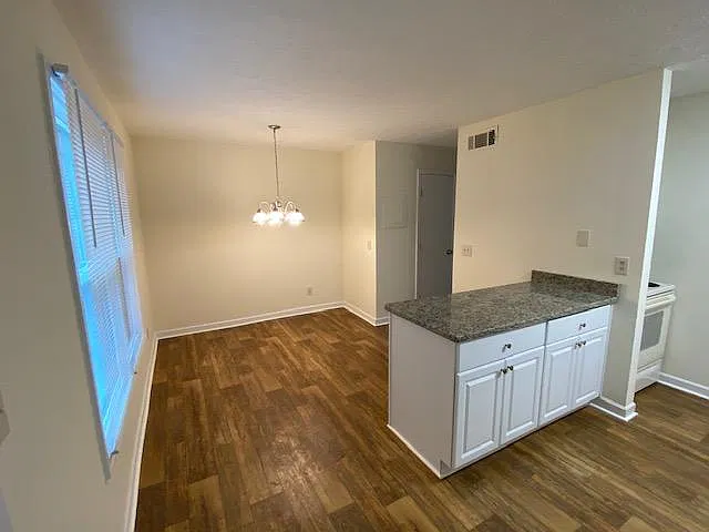 1878 Patterson Ct — Photo 10