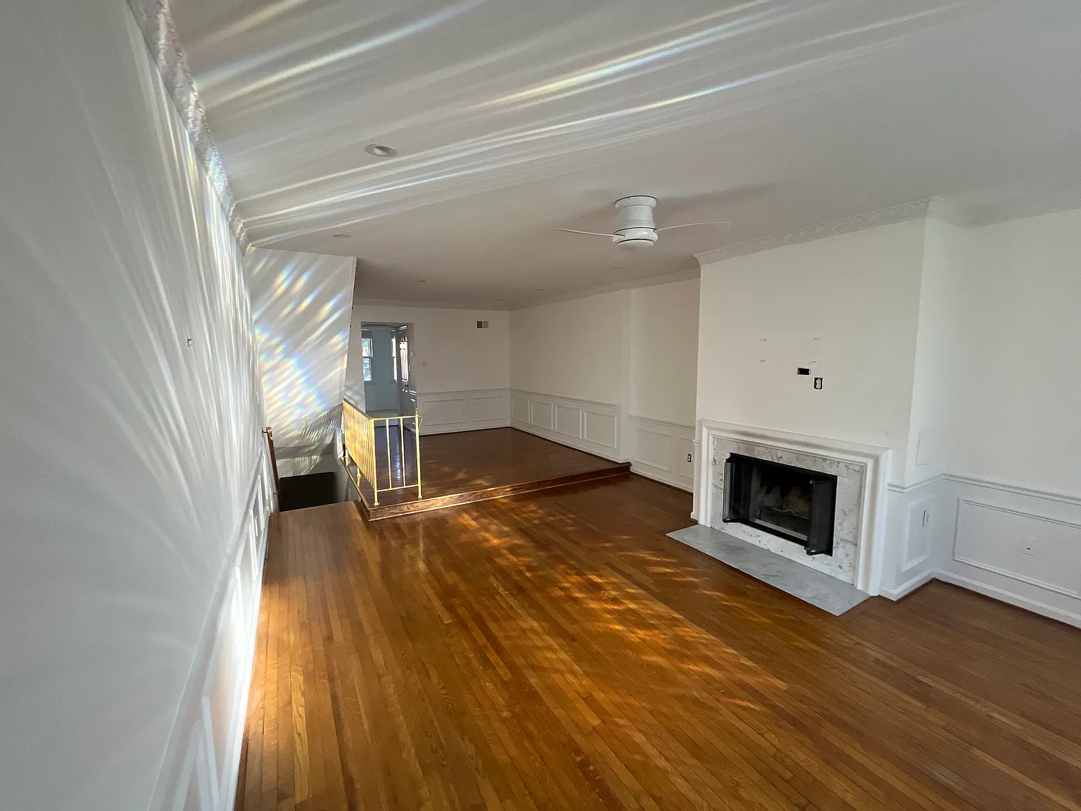 226 3rd St NE — Photo 3