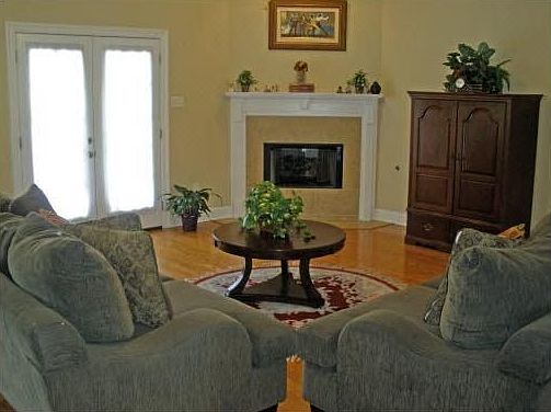 4th image of 212 Oxbow Dr