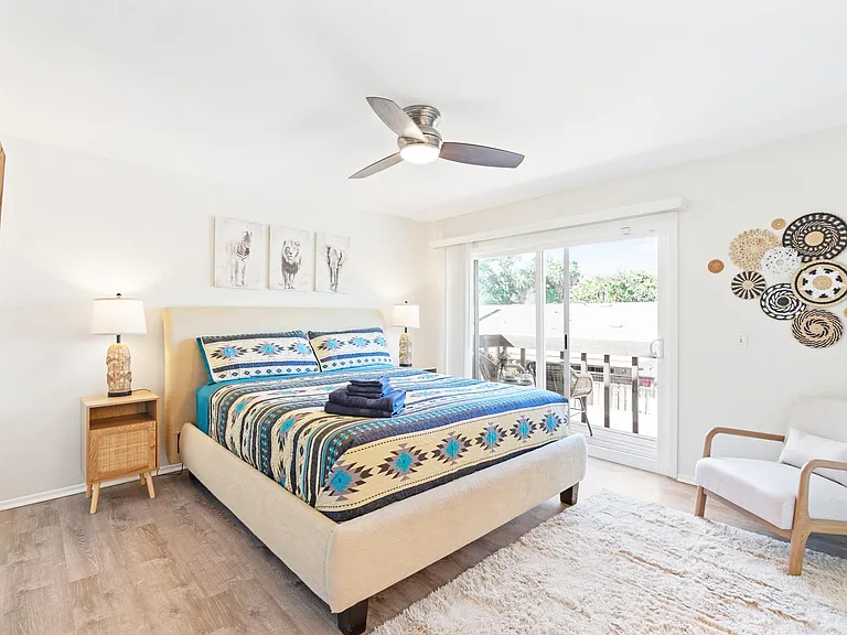 458 Las Brisas Dr — Photo 11