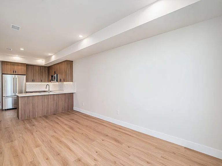 1372 Lowell Blvd #2 — Photo 4