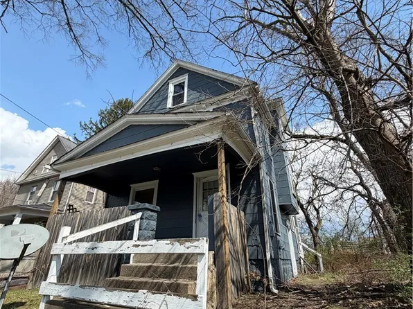 977 Raymond St, Akron, OH 44307