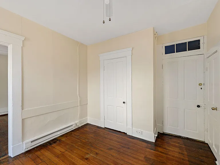 225 Orchard St — Photo 9