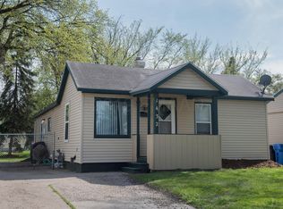 1432 5th Ave S, Fargo, ND 58103