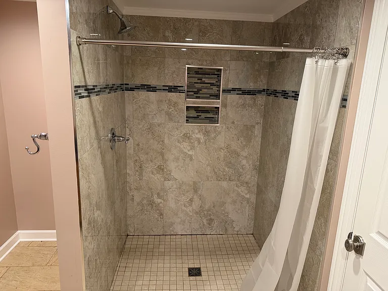 1702 Coach Dr — Photo 13