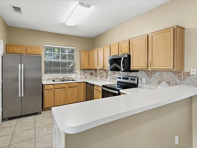 1321 Marken Ct — Photo 4