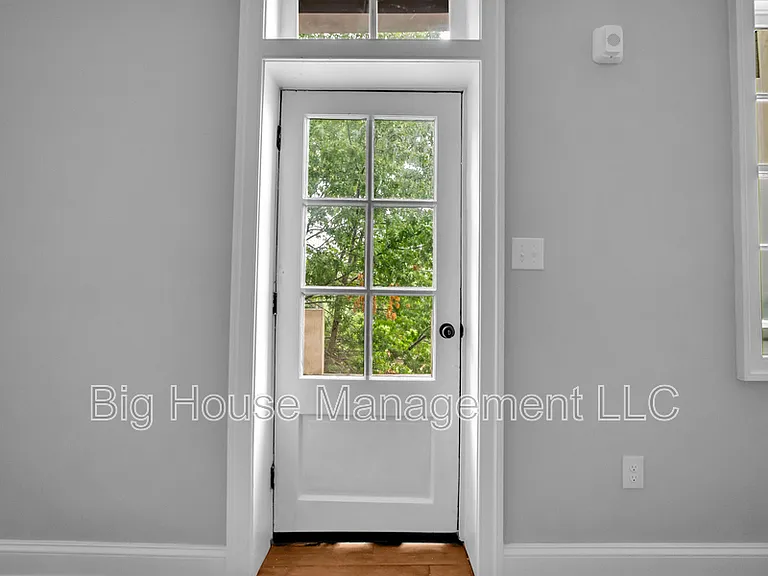 707 Druid Park Lake Dr — Photo 12