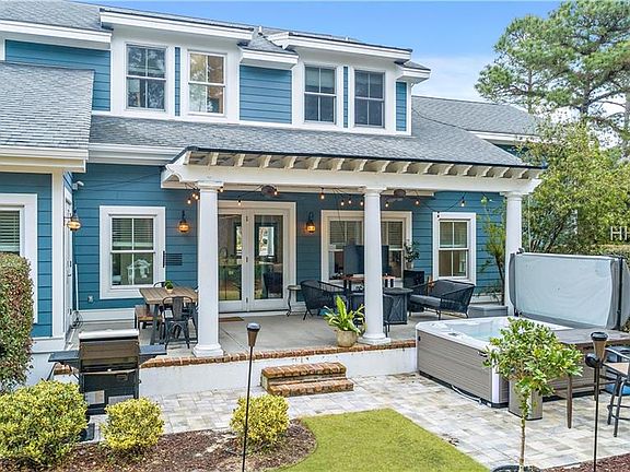 5th image of 5 Saxton Ln
