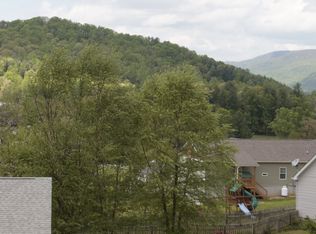 232 Lone Laurel Trl, Hendersonville, NC 28792