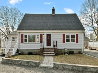 11 Bunker St, Hyde Park, MA 02136