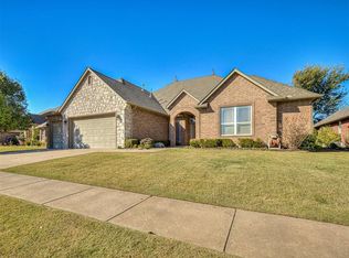 11425 Fairways Ave, Yukon, OK 73099