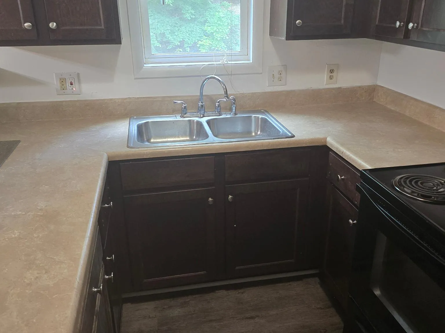 3 bed, 1208 sqft, $1,200 — Photo 3