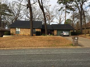 1215 Lovers Ln, Longview, TX 75604