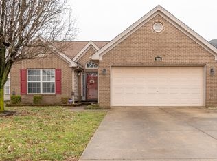6816 Woodhaven Place Dr, Louisville, KY