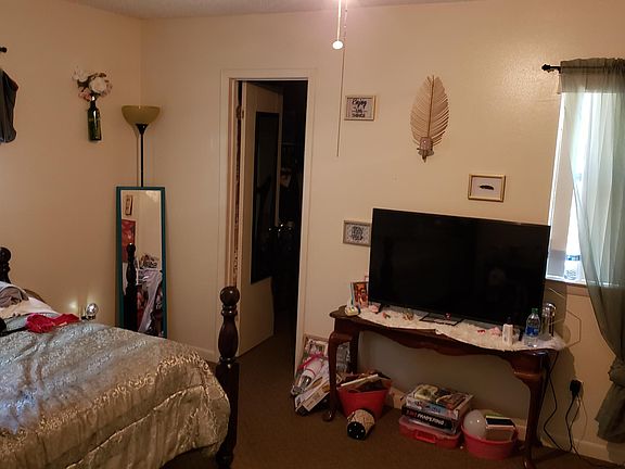 5th image of 696 Tyner St Unit 8