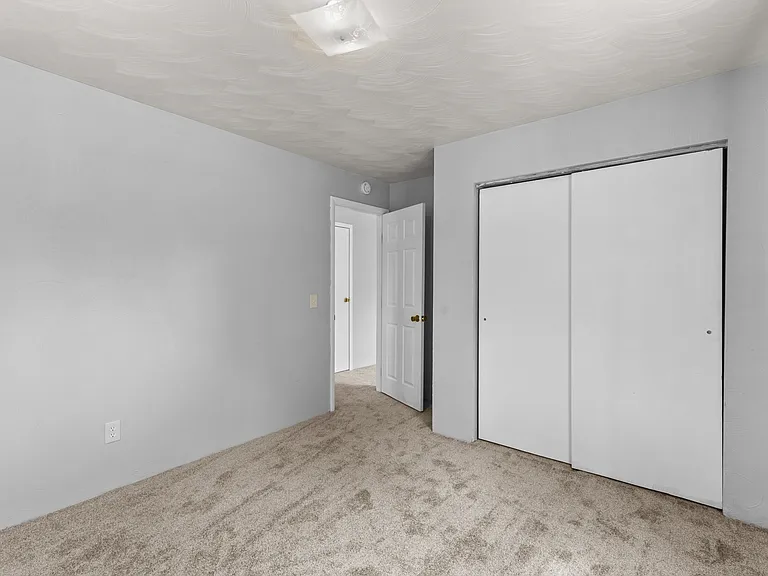 3334 Pleasant Grove Rd — Photo 13