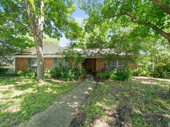 1701 Woodlawn Pkwy, Mesquite, TX 75149