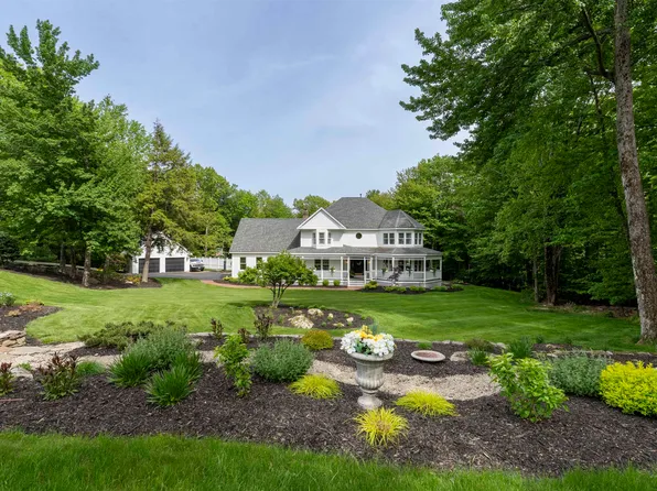 47 Hawk Drive, Bedford, NH 03104