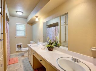 2308 Lange St, Greenville, TX 75402