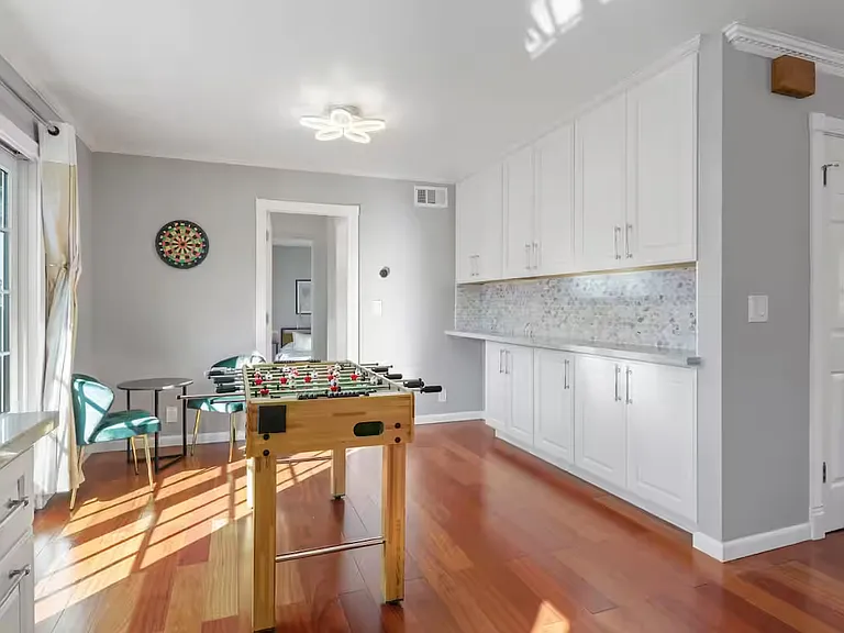 350 Buckingham Rd #A — Photo 20