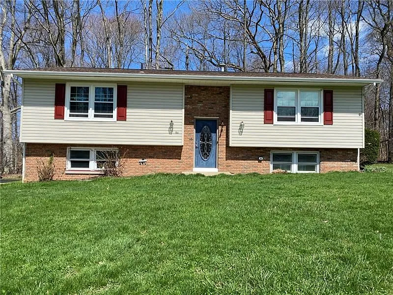 54 Bentley Ave photo 1