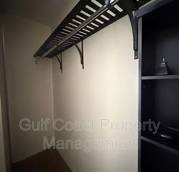 5249 Cedarbend Dr #1 — Photo 20