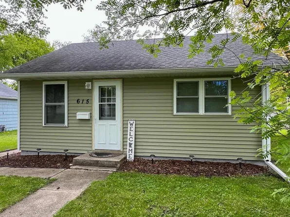 615 Kendall Ave S, Thief River Falls, MN 56701