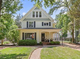 547 N Clay Ave, Saint Louis, MO 63122